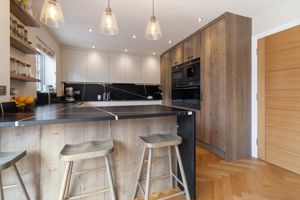 Kitchen- click for photo gallery